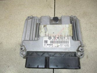 Блок управления двигателем Volkswagen Jetta A6