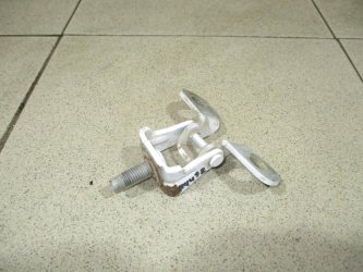 Петля двери багажника Ford Explorer U502