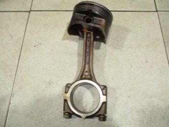 Поршень с шатуном Hyundai Getz TB