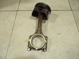 Поршень с шатуном Hyundai Getz TB