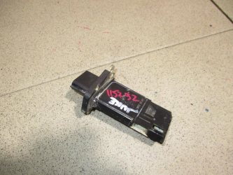 Датчик массового расхода воздуха Nissan Juke F15