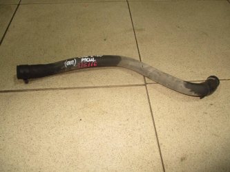 Патрубок радиатора Toyota Corolla E150