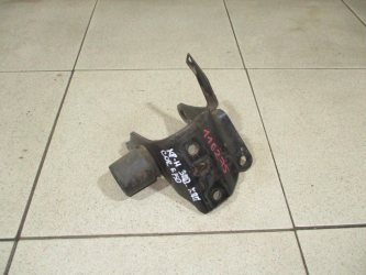 Кронштейн двигателя задний Toyota Corolla E150