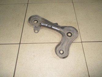 Кронштейн подрамника Toyota Corolla E150