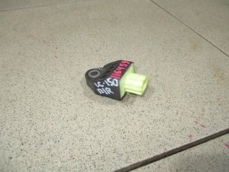 Датчик AIR BAG Toyota Land Cruiser Prado J150