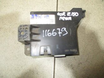 Блок электронный Toyota Corolla E150