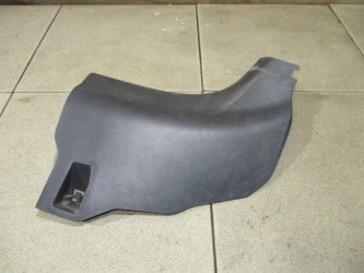Обшивка стойки Toyota Corolla E150