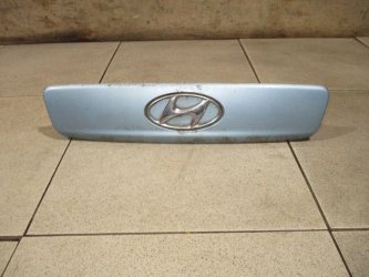Накладка двери багажника Hyundai Getz TB