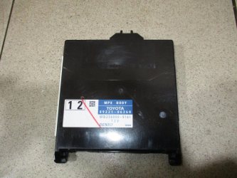 Блок электронный Toyota Camry XV50