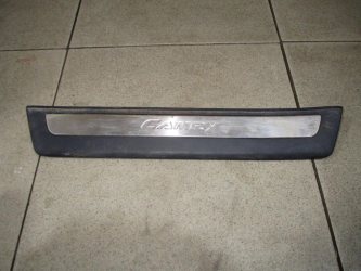 Накладка порога внутренняя Toyota Camry XV50