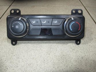 Блок управления климат-контролем Ford Explorer U502