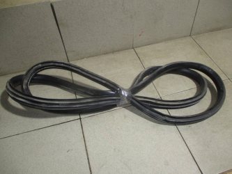 Уплотнитель двери Hyundai Getz TB