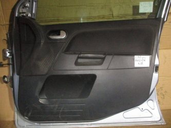 Обшивка двери передней правой Ford Fusion CBK
