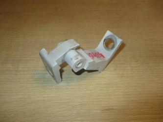Петля двери Volkswagen Jetta A6