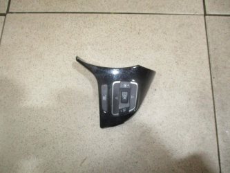 Кнопка в руль Volkswagen Touareg 2 FL, NF