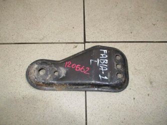 Кронштейн подрамника Skoda Fabia 1 6Y