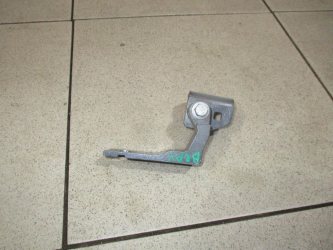 Петля двери задней левой нижняя Ford Focus 3