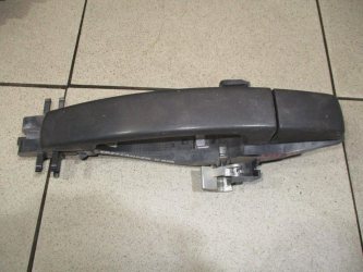 Ручка двери передней наружная правая Land Rover Freelander 2 L359