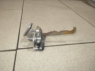 Ограничитель двери Renault Logan 2 L52