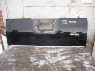 Дверь багажника нижняя Nissan Navara D40