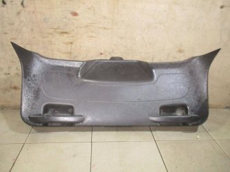 Обшивка двери багажника Ford Focus 3