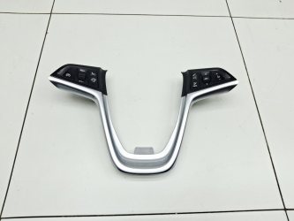 Кнопка в руль Opel Zafira C