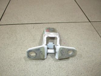 Петля двери Mitsubishi Outlander 3 GF