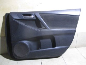 Обшивка двери передней правой Mazda 3 BL