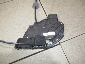 Замок двери задней правой Ford Focus 2