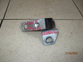 Петля двери Ford Focus 3
