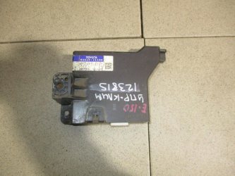 Блок электронный Toyota Corolla E150
