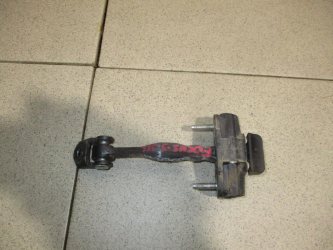 Ограничитель двери Ford Focus 3