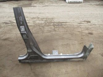 Порог со стойкой правый Nissan Juke F15
