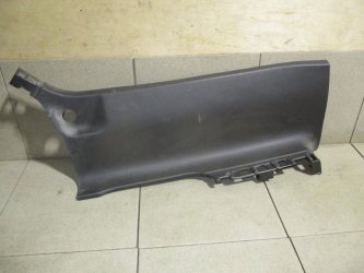 Обшивка стойки Nissan Navara D40