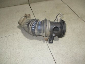 Патрубок воздушного фильтра Toyota Corolla E150