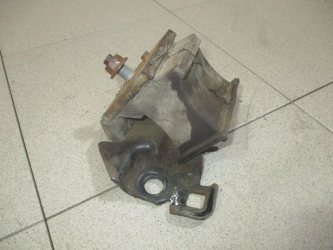 Опора двигателя Nissan Navara D40