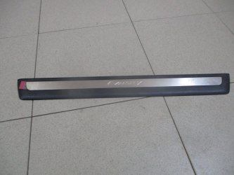 Накладка порога внутренняя Toyota Camry XV50