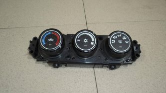 Блок управления отопителем Mitsubishi Lancer 10 CY