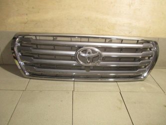 Решетка радиатора Toyota Land Cruiser J200