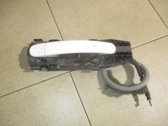 Ручка двери задней наружная правая Volkswagen Jetta A6
