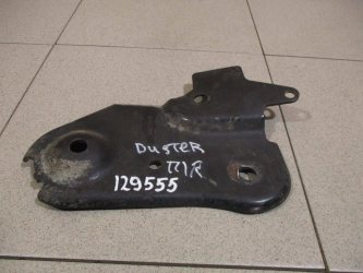 Кронштейн подрамника Renault Duster 1