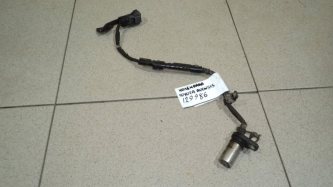 Датчик положения коленвала Toyota Avensis 2 T250