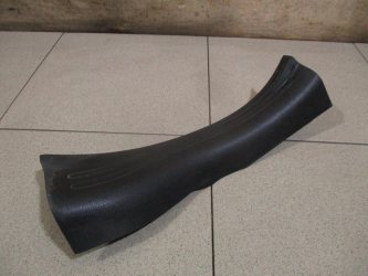 Накладка порога внутренняя Nissan Juke F15