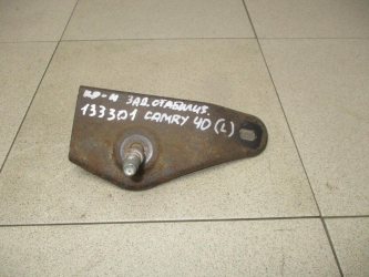 Кронштейн задней балки Toyota Camry XV40
