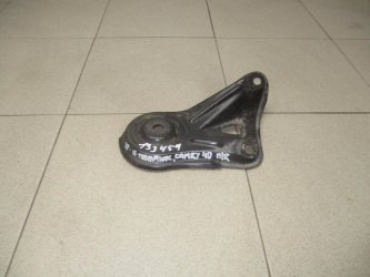 Кронштейн подрамника Toyota Camry XV40
