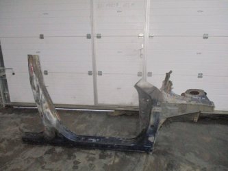 Порог со стойкой правый Toyota Camry XV40