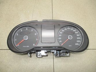 Панель приборов Volkswagen Polo 5