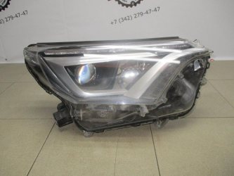 Фара правая Toyota RAV4 A40