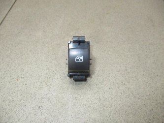 Кнопка стеклоподъемника Mitsubishi Outlander 3 GF