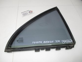 Стекло двери задней правой форточка Toyota Avensis 2 T250